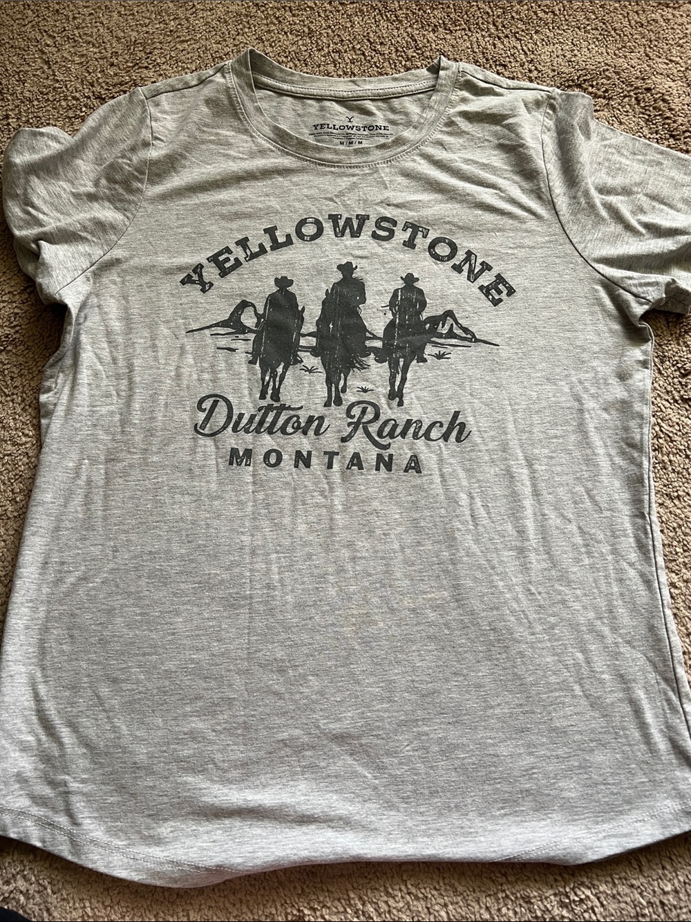 Yellowstone Dutton Ranch Montana Graphic Tee - Light Gray